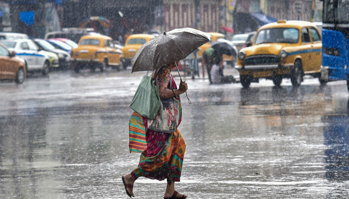 rain in Kolkata social 700x400 1
