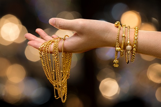 Gold jewelry credit Shutterstock 520